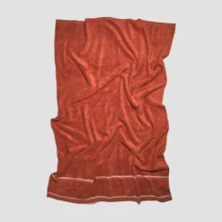 Cinnamon Bath Sheet -Piglet PigletinBed BathroomCollection BathSheet Cinnamon 2 greyBG