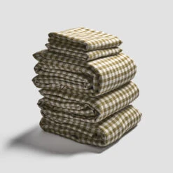 Botanical Green Gingham Linen Bedtime Bundle -Piglet PigletinBed GinghamBeddingBedtimeBundle BotanicGreen 1 greyBG 1