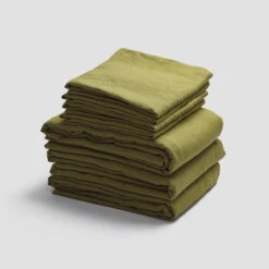 Botanical Green Bedtime Bundle 14 Botanical Green Bedtime Bundle -Piglet PigletinBed LinenBedtimeBundle BotanicalGreen 1 GreyBG