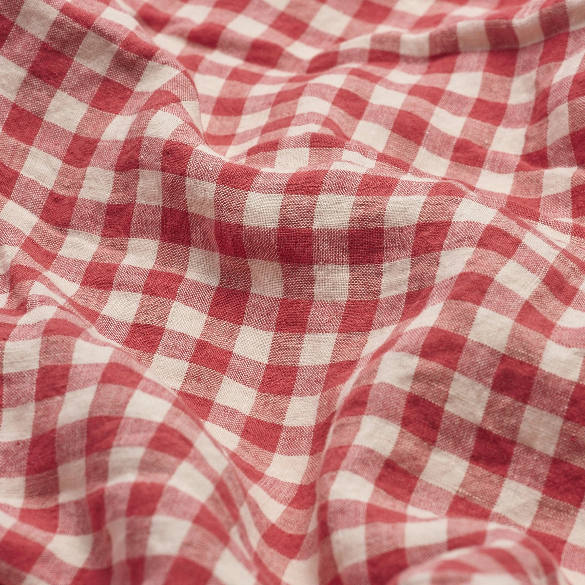 Mineral Red Gingham Linen Sheet Set 4 Mineral Red Gingham Linen Sheet Set - Image 2