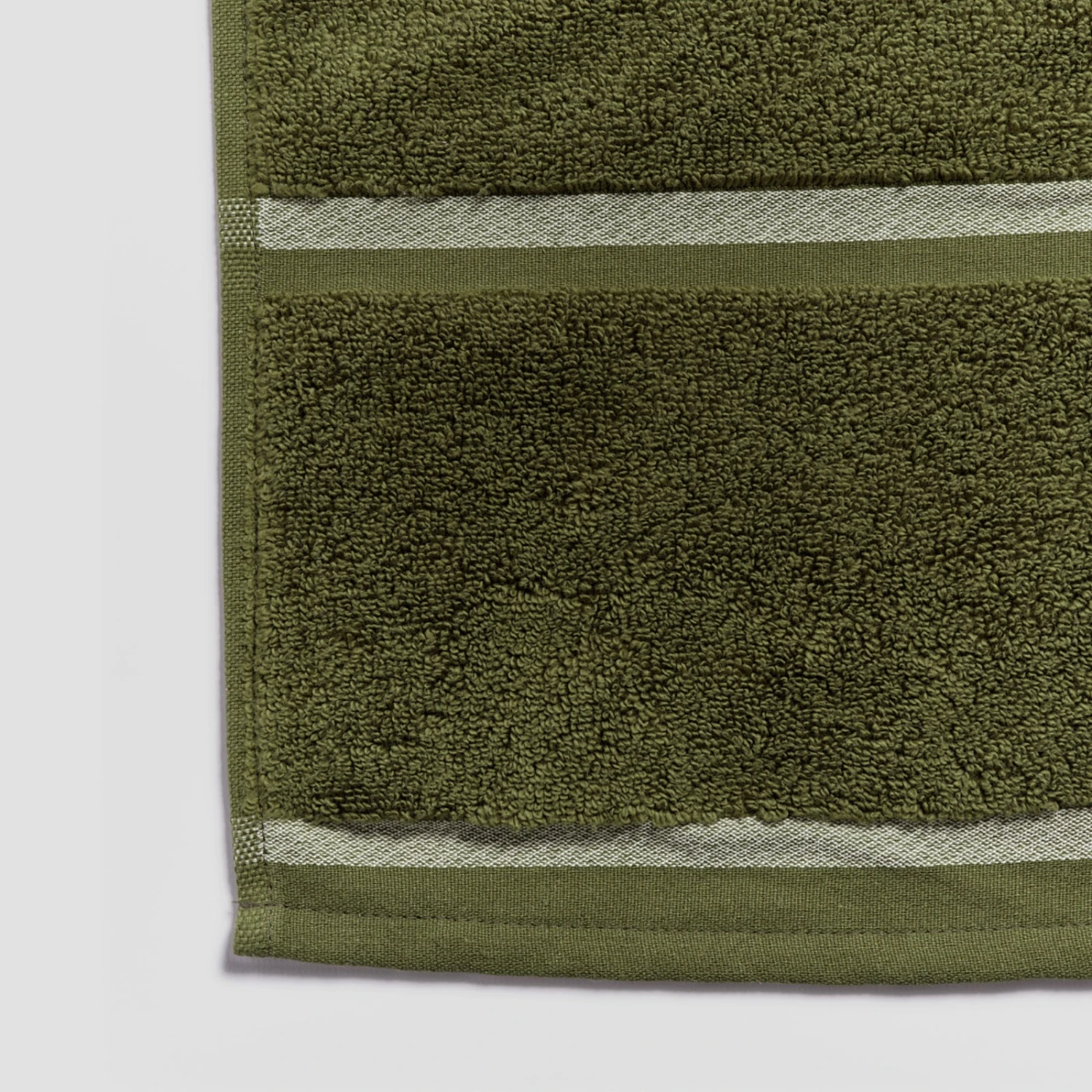 Botanical Green Bath Towel 5 Botanical Green Bath Towel - Image 3