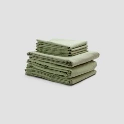 Apple Washed Cotton Percale Bedtime Bundle -Piglet PigletinBed WashedCotton BedtimeBundle Apple 1 greyBG