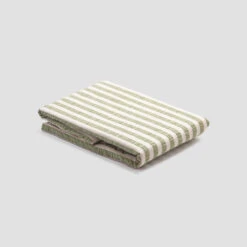 Pear Seersucker Stripe Cotton Bundle 17 Pear Seersucker Stripe Cotton Bundle -Piglet PigletinBed WashedCottonDuvetCover PearSeersuckerStripe 1 greyBG